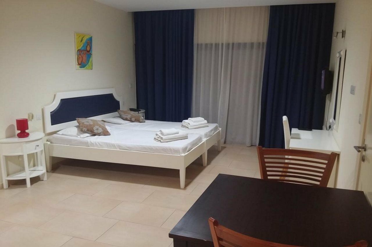 Royal Blue Hotel & Spa Geroskipou Zewnętrze zdjęcie